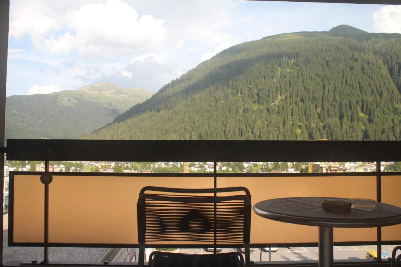 Ferienwohnung Alpenblick Davos Bagian luar foto